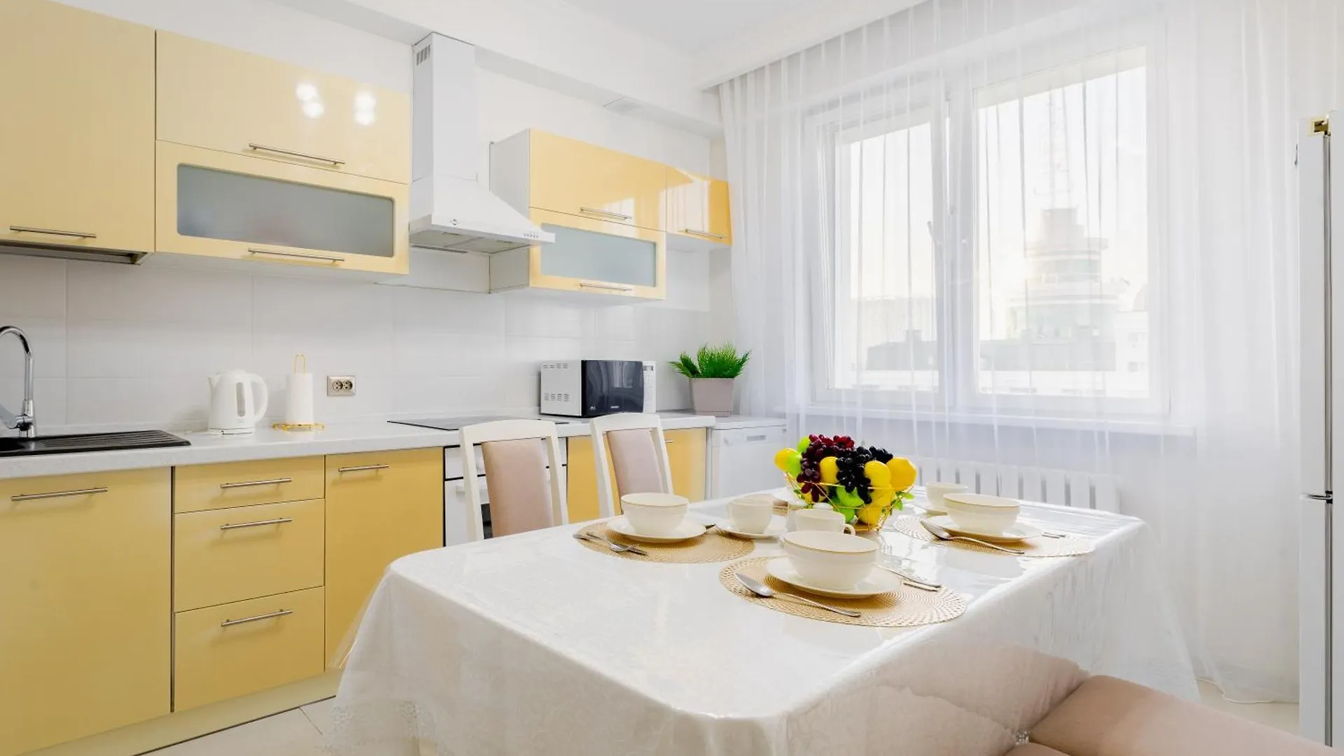 Luxury 3 Bed Room Apartment Near Baiterek Астана 0*,